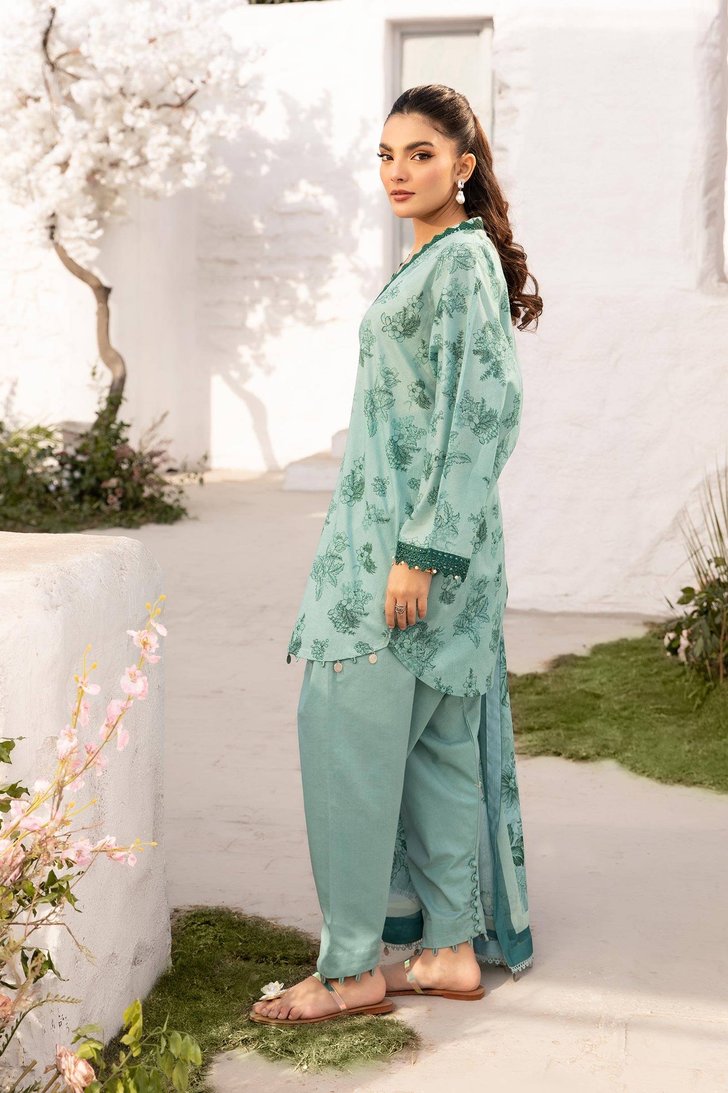 Maria B | M Basic Summer Lawn 25 | MB-CUS25-708B by Maria Faisal - Registered Vendor of : Maria B - type : Ladies Clothes - 100% original wedding dresses