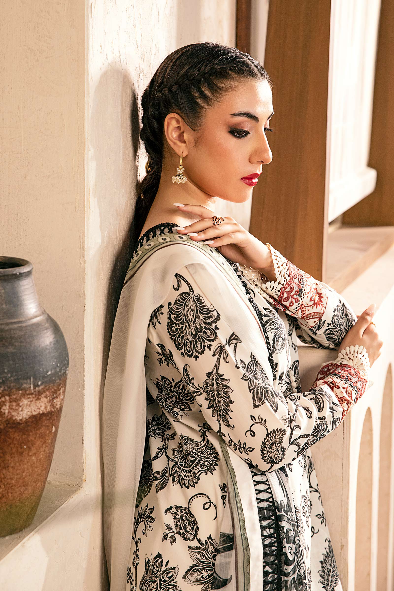 Maria B | Eid Basic Lawn | MB-CUS25-909A by Maria Faisal - Registered Vendor of : Maria B - type : Ladies Clothes - 100% original wedding dresses