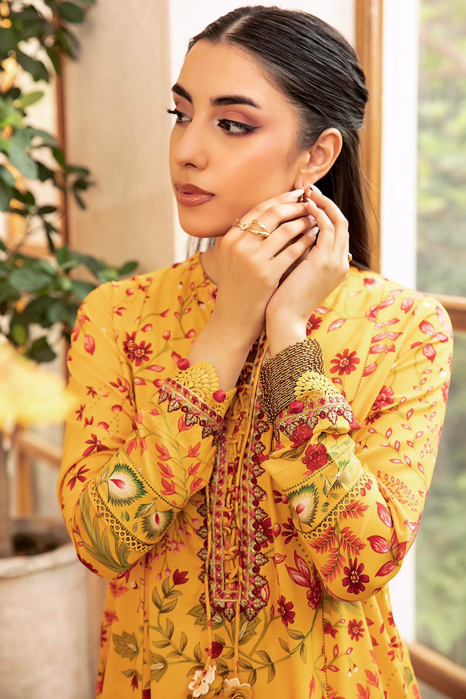 Maria B | Eid Basic Lawn | MB-CUS25-912A by Maria Faisal - Registered Vendor of : Maria B - type : Ladies Clothes - 100% original wedding dresses