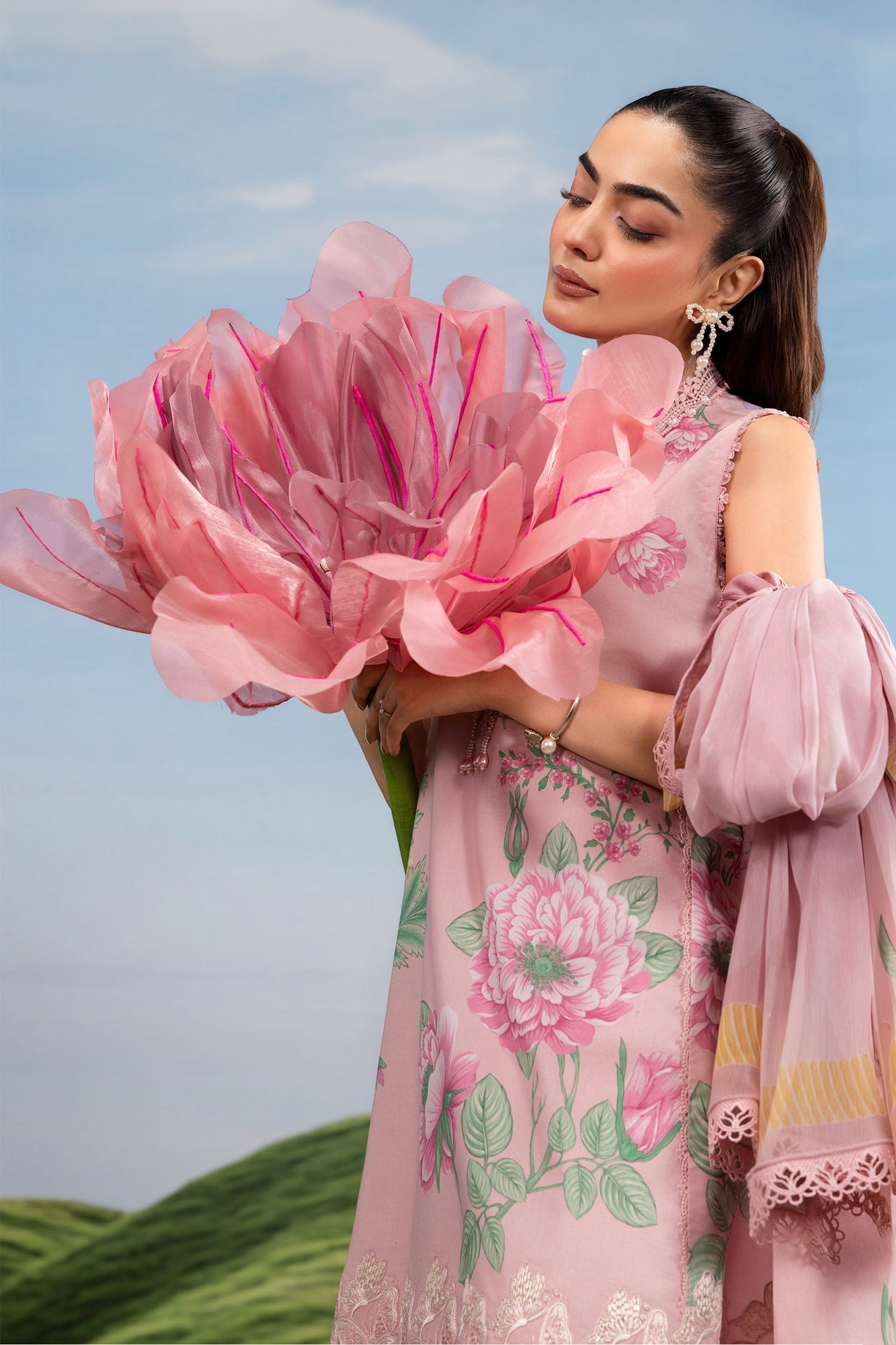 Maria B | M Basics Dreamscape Eid Lawn | MB-CUSV14-04A - Luxury Dress - available at Maria Faisal in UK and USA.
