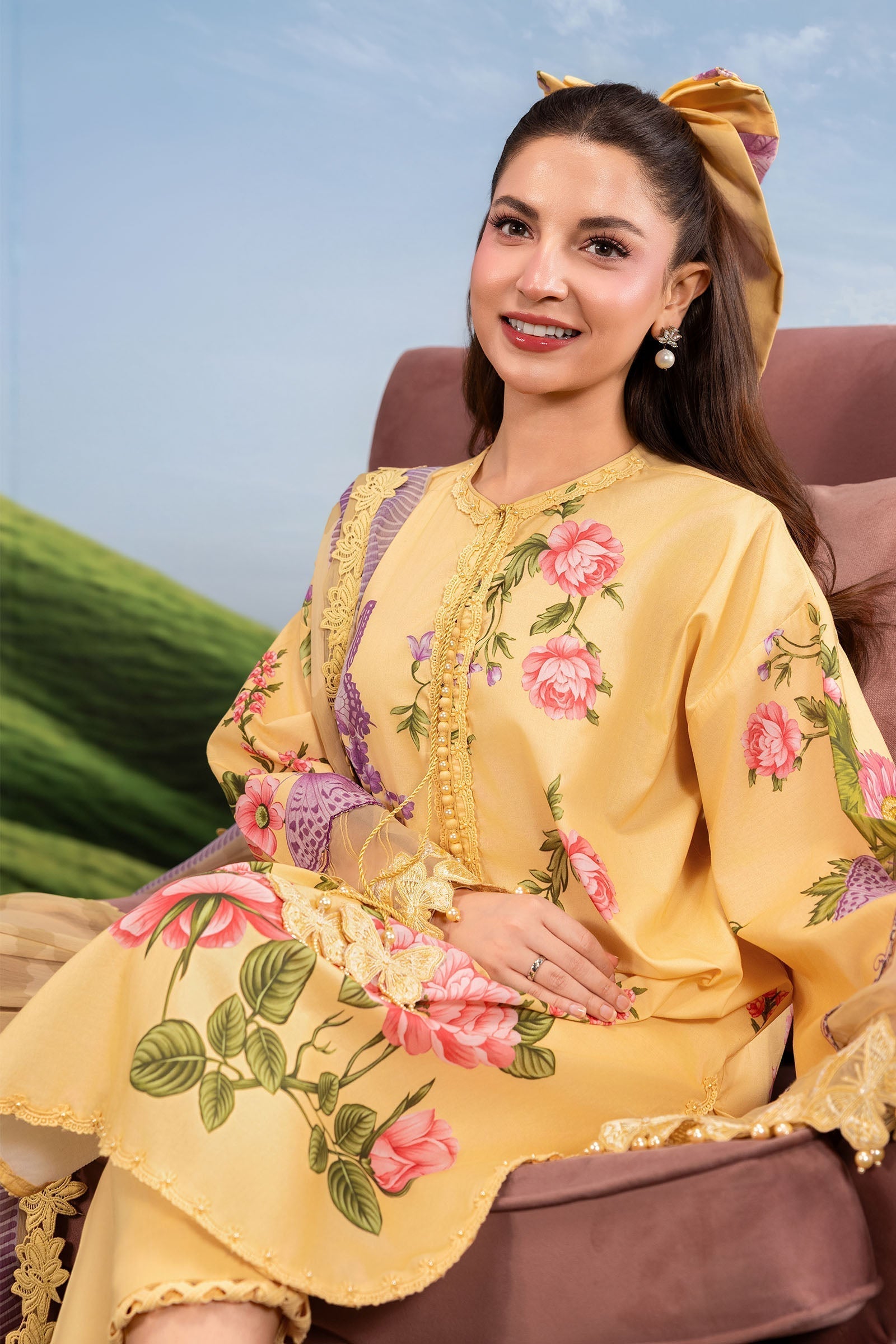 Maria B | M Basics Dreamscape Eid Lawn | MB-CUSV14-04B - Luxury Dress - available at Maria Faisal in UK and USA.