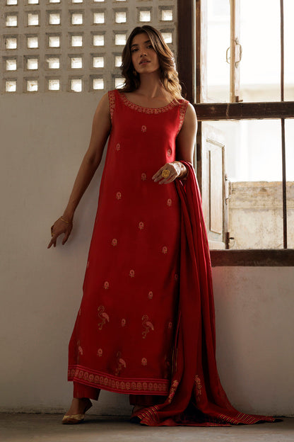 The Pink Tree Company | Yaadish Bakhair | Red Wine - Ladies Clothes - Maria Faisal