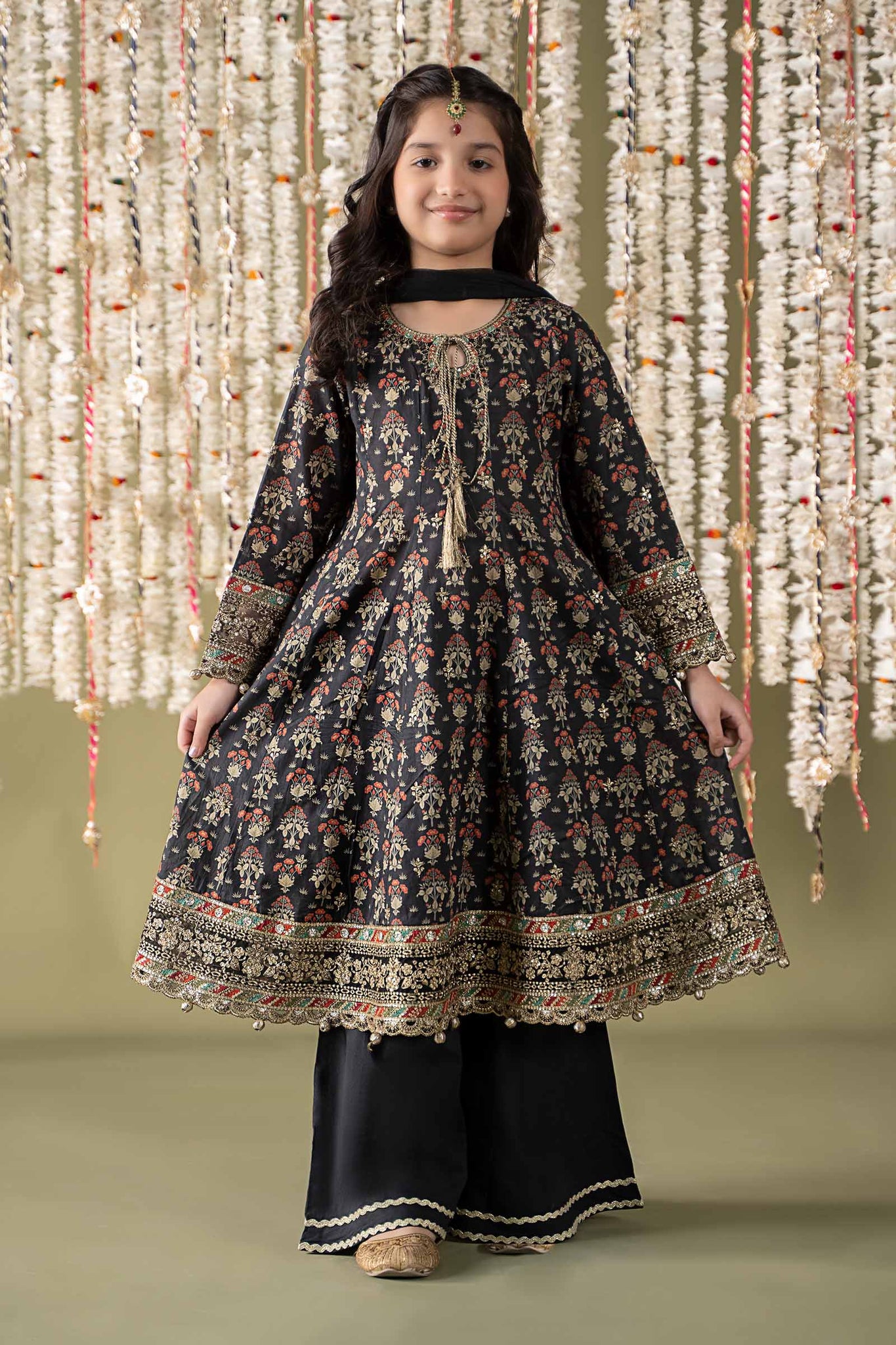 Maria B | 3 Piece Embroidered Lawn Suit | MKD-EF25-05