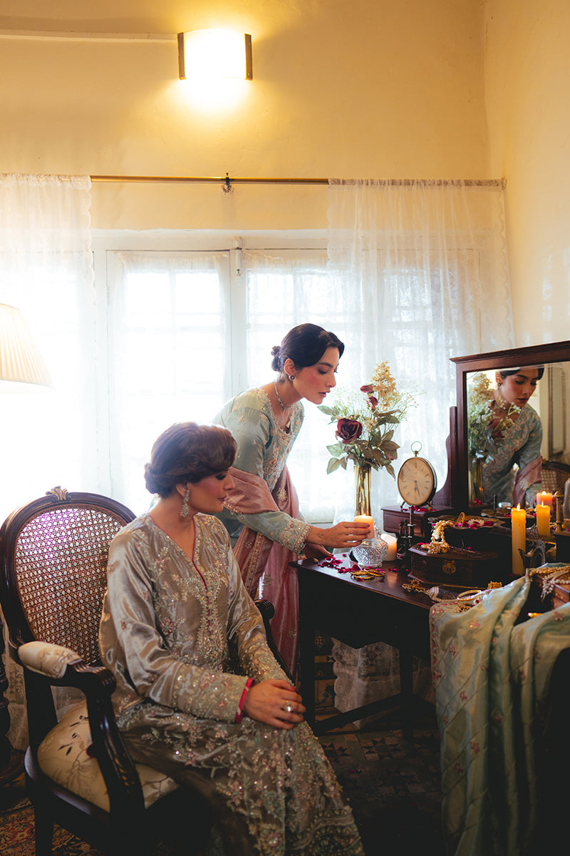 Mushq | Sunehri Resham Edit | RESHAM - Ladies Clothes 