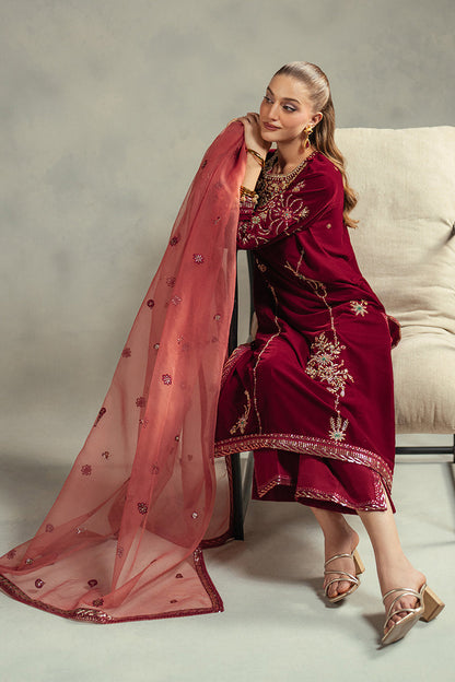 Mushq | Pret De Velours | VOILA - Ladies Clothes - Maria Faisal