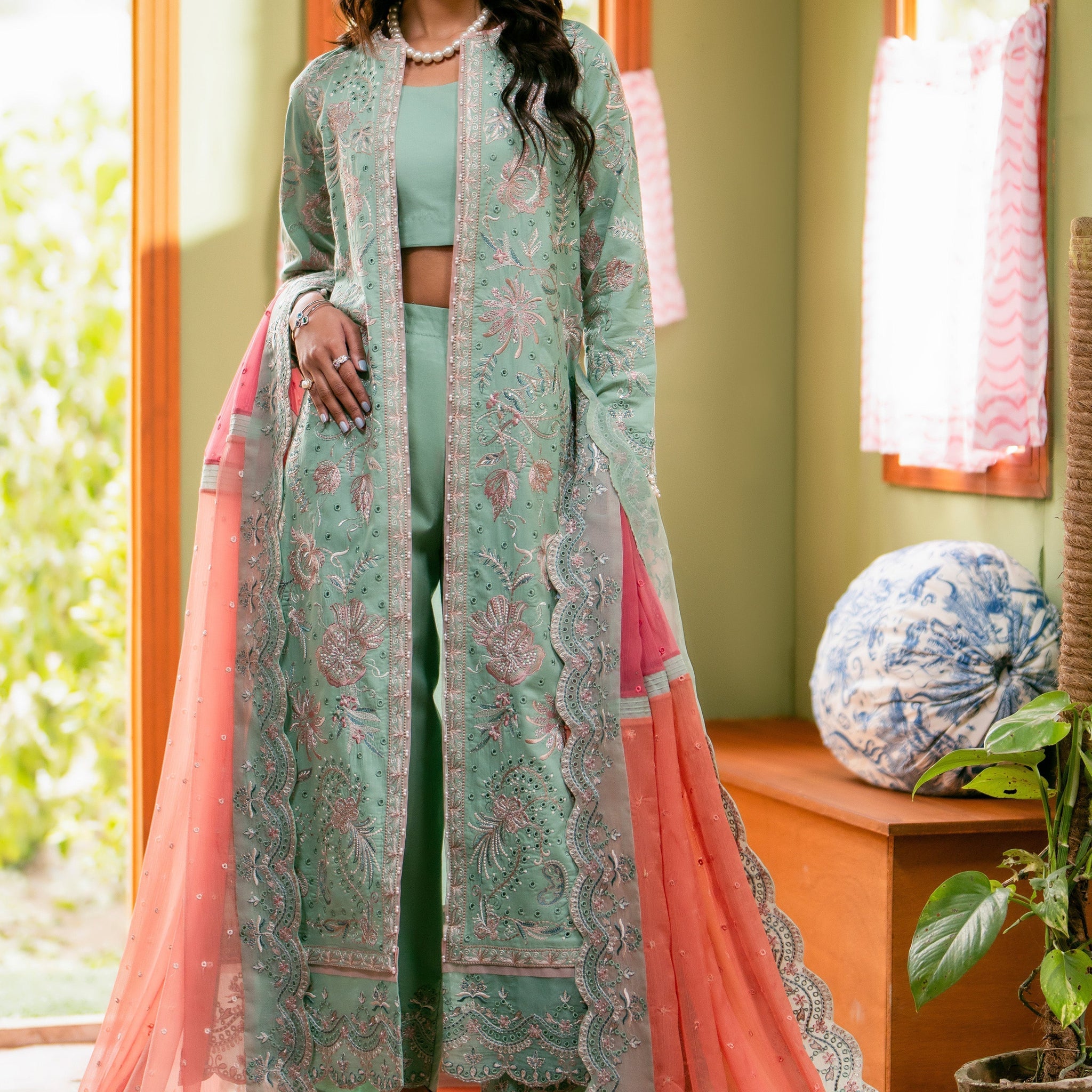 Maryum N Maria | Luxury Lawn 24 | Maye