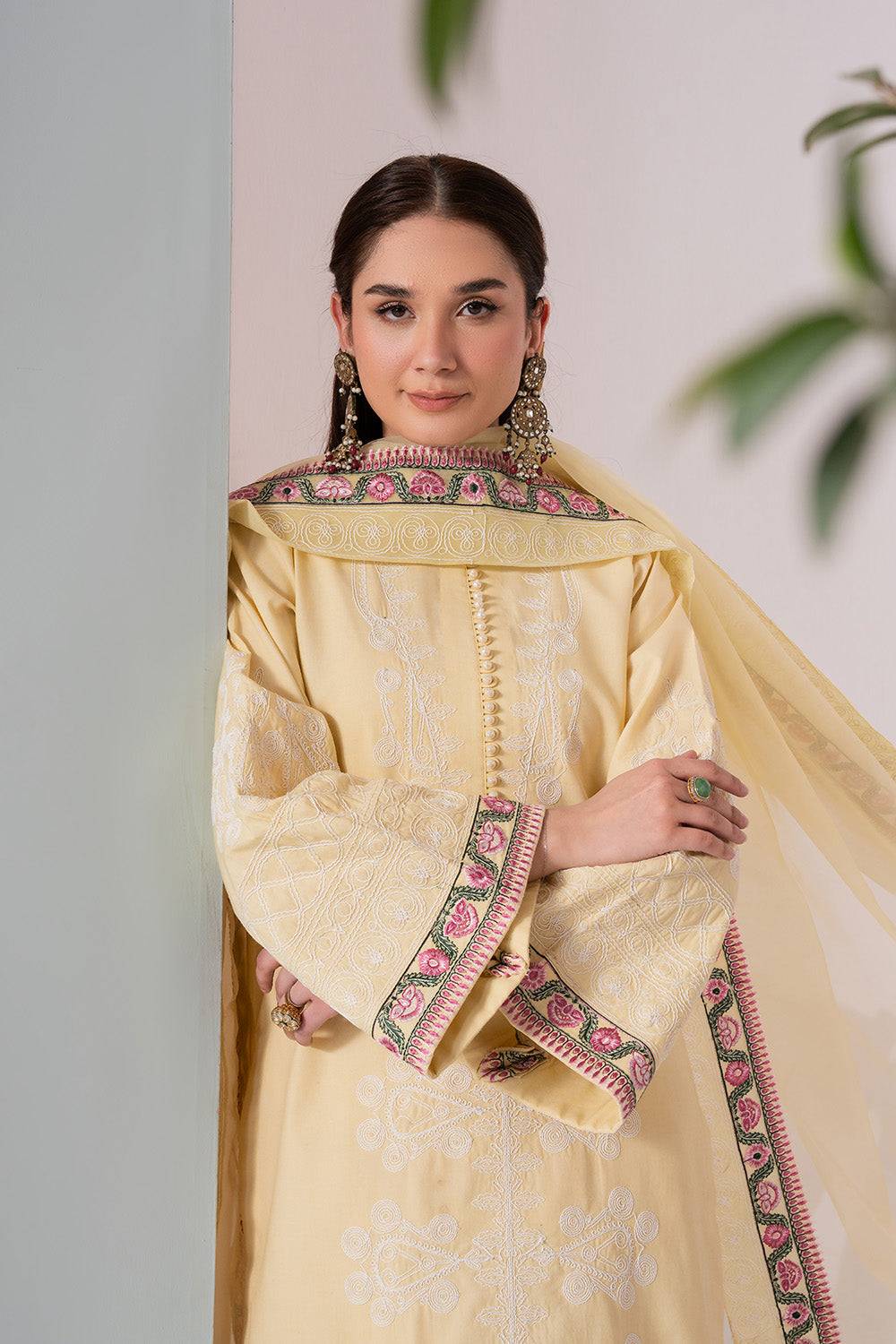 Maryum N Maria | Zuhur 25 | ELLA by Maria Faisal - Registered Vendor of : Maryum N Maria - type : Ladies Clothes - 100% original wedding dresses