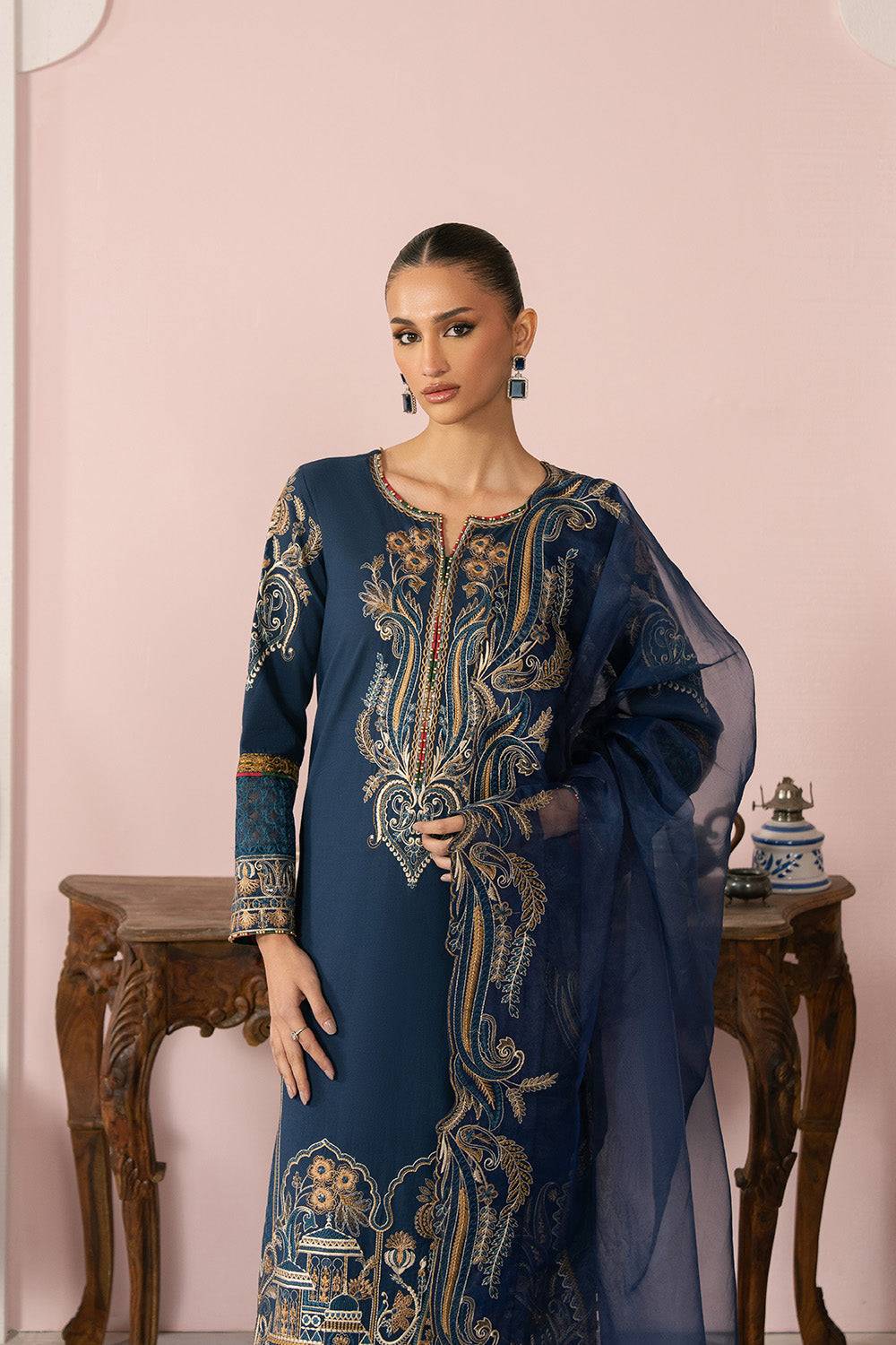 Maryum N Maria | Eid Luxury Lawn 25 | ARA - MS50160 by Maria Faisal - Registered Vendor of : Maryum N Maria - type : Ladies Clothes - 100% original wedding dresses