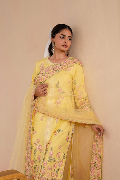 Maryum N Maria | Belle Pret | BERSHKA - MS50176 by Maria Faisal - Registered Vendor of : Maryum N Maria - type : Ladies Clothes - 100% original wedding dresses