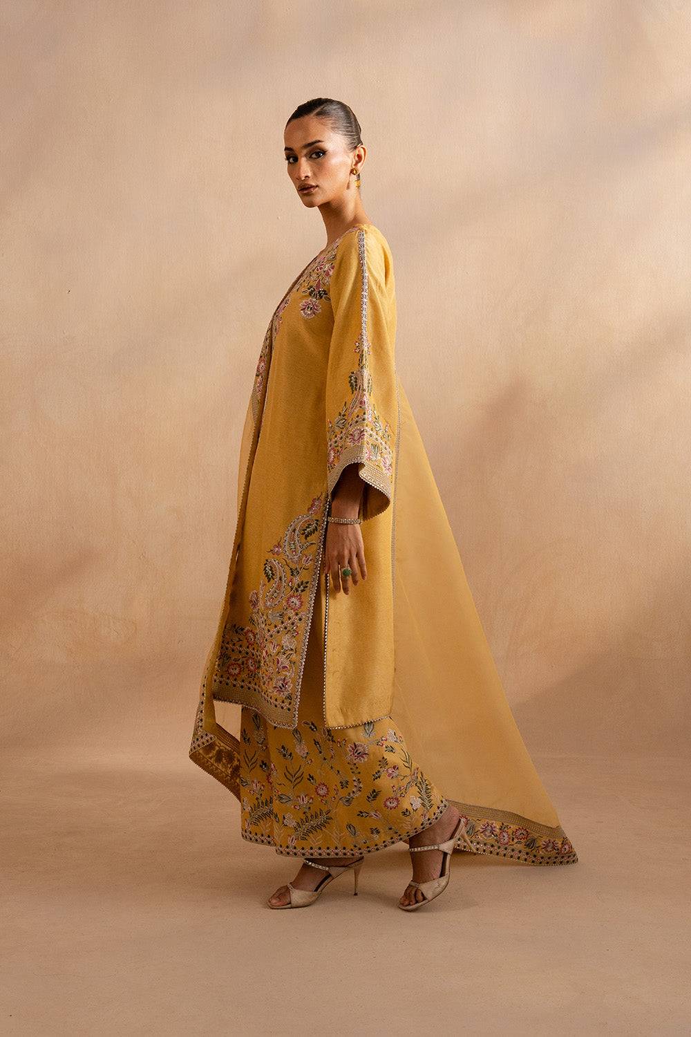 Maryum N Maria | Dhahab 25 |DIANA - MS50263 by Maria Faisal - Registered Vendor of : Maryam N Maria - type : Ladies Clothes - 100% original wedding dresses