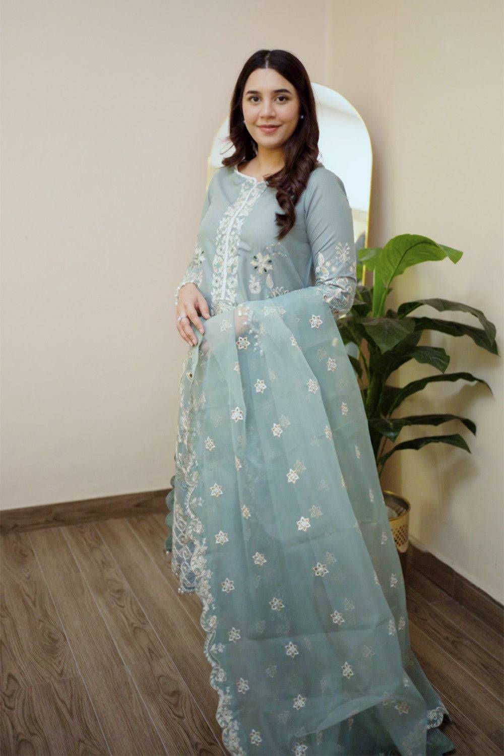 Maryum N Maria | Koel 25 | FIADH - MS50271 by Maria Faisal - Registered Vendor of : Maryam N Maria - type : Ladies Clothes - 100% original wedding dresses