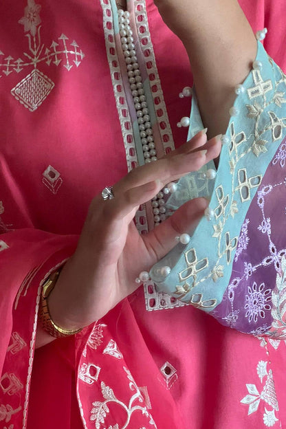 Maryum N Maria | Koel 25 | CAOIMHE - MS50273 by Maria Faisal - Registered Vendor of : Maryam N Maria - type : Ladies Clothes - 100% original wedding dresses