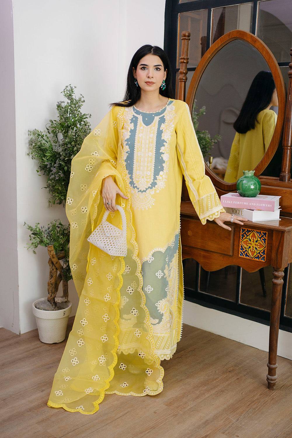 Maryam N Maria | Koel 25 | ROBYN - MS50285 by Maria Faisal - Registered Vendor of : Maryam N Maria - type : Ladies Clothes - 100% original wedding dresses