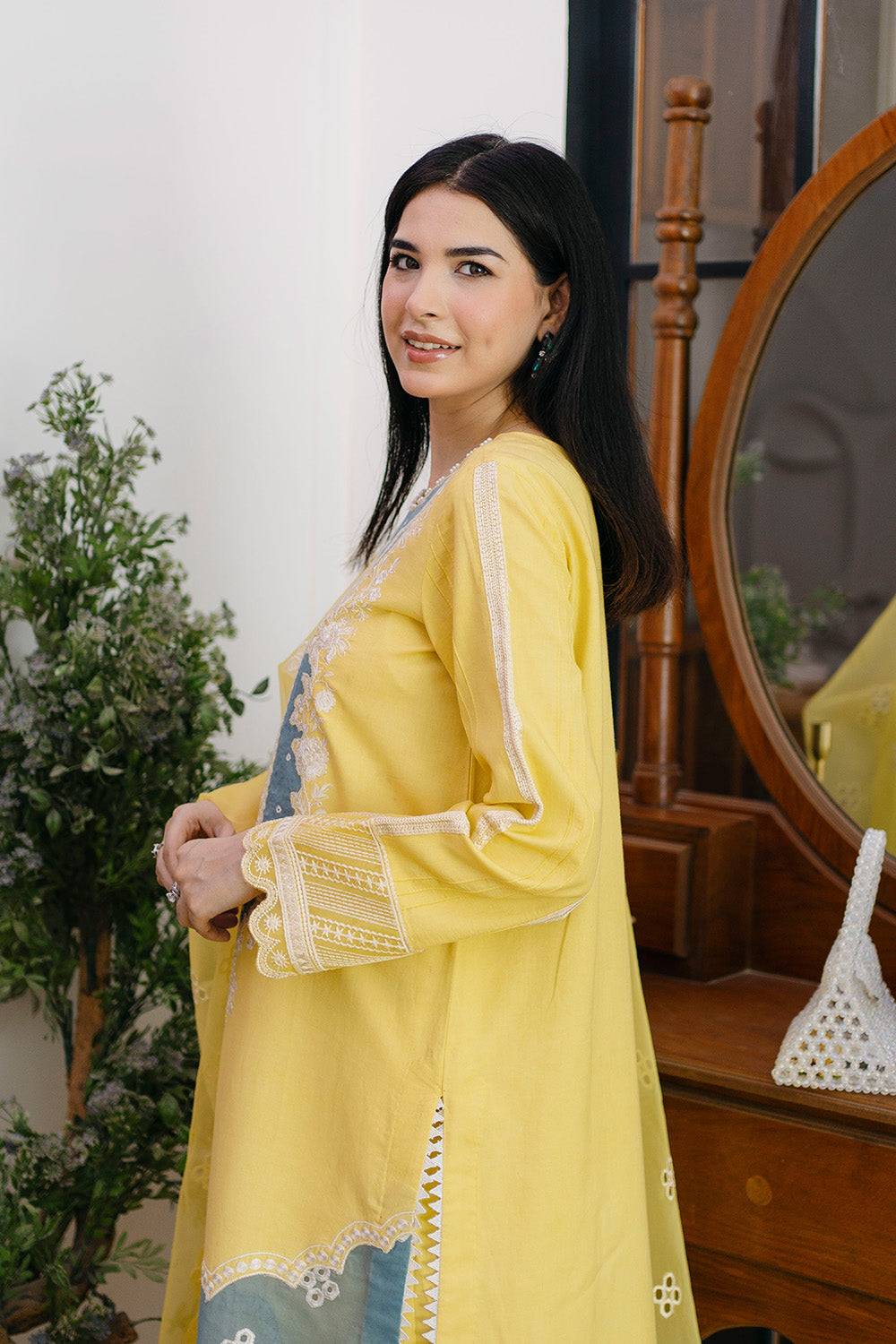 Maryam N Maria | Koel 25 | ROBYN - MS50285 by Maria Faisal - Registered Vendor of : Maryam N Maria - type : Ladies Clothes - 100% original wedding dresses