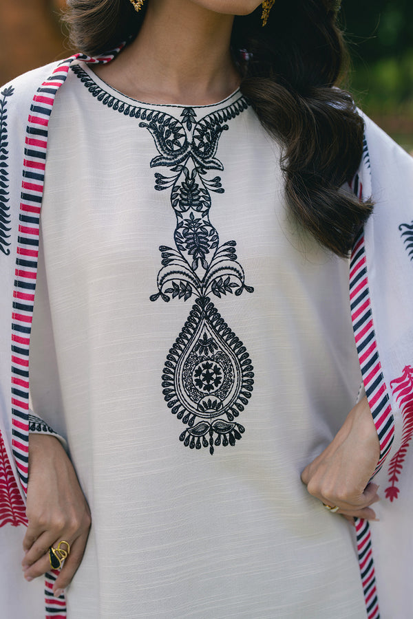 Maryum N Maria | Cosy Crew Winter Pret 25 | GULNOOR - MSS5760 - Casual Dress - available at Maria Faisal in UK and USA.