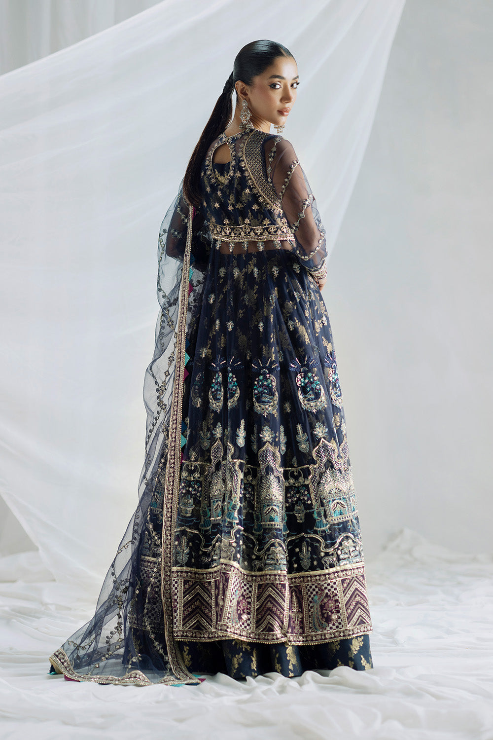 AARUTHIRA - MSS5854 – authentic Pakistani dress from the Serene Wedding Dresses collection for women in the UK