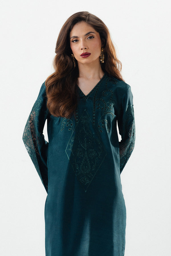 Maryum N Maria | Noura Luxe Pret | ZORA - MSS5986 - Formal Dress - available at Maria Faisal in UK and USA.
