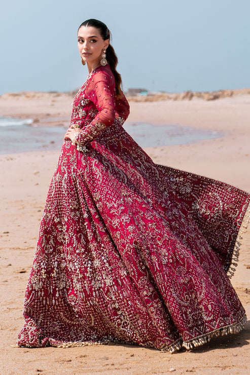 Emaan Adeel | Kamari Reveuse Wedding Formals | FLORA - Designer Dress with Intricate embroidery and embellishments. Shop elegent wedding dress at Maria Faisal.