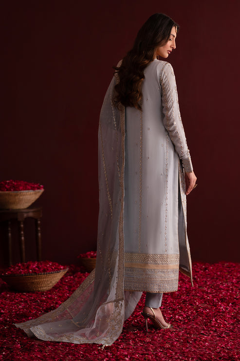 Emaan Adeel | Nooresha Formals 25 | Sahira - Designer Dress with Intricate embroidery and embellishments. Shop elegent wedding dress at Maria Faisal.