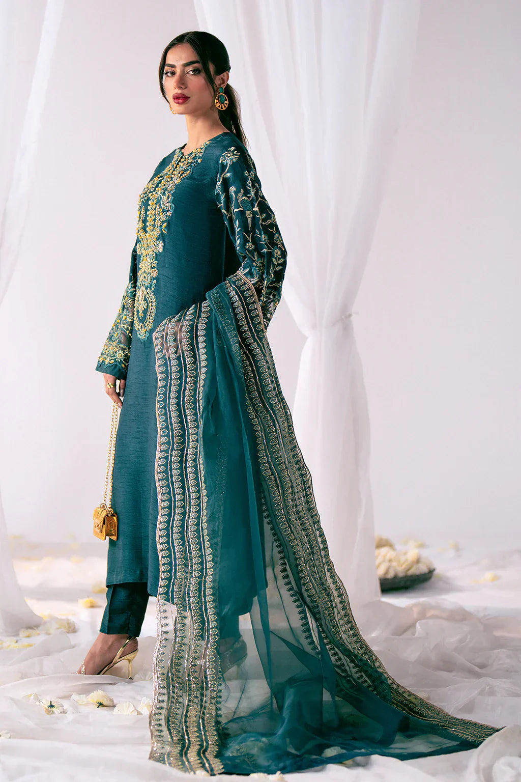 AJR Couture | Luxe Pret Eid | NORA - Waniyas