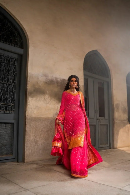 Erum Khan | Mannat Formals | Rangoli
