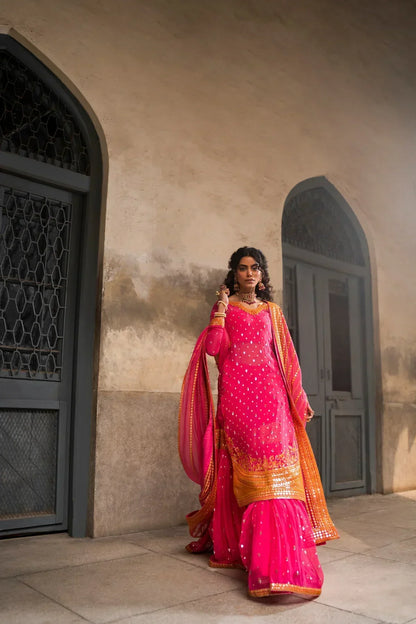 Erum Khan | Mannat Formals | Rangoli