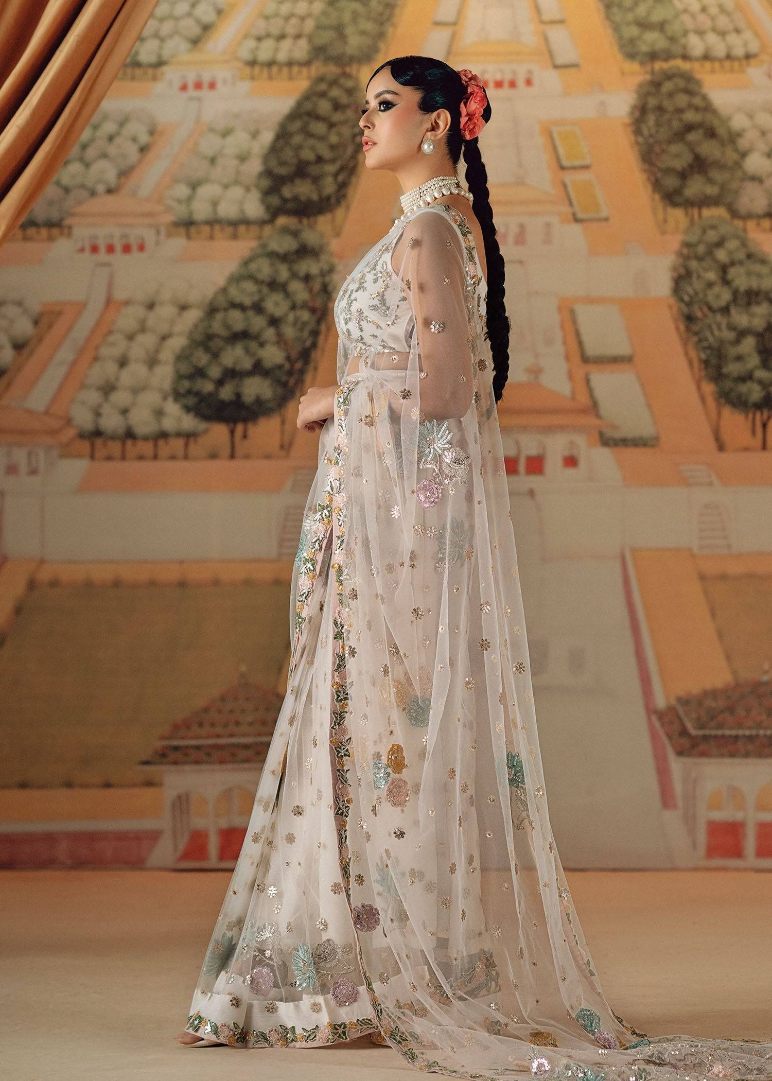 Fozia Khalid | Chamakh Dhamakh Wedding Festivity | Mu dikhai by Maria Faisal - Registered Vendor of : Fozia Khalid - type : Ladies Clothes - 100% original wedding dresses