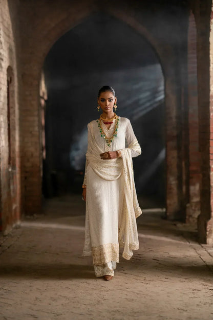 Erum Khan | Mannat Formals | Tabeer