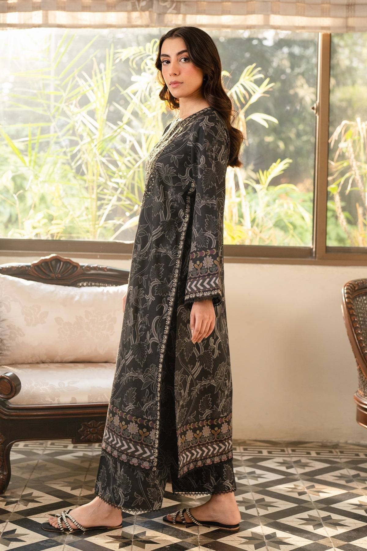 Xenia Formals | Summer Away 25 | OLIVIA-B by Maria Faisal - Registered Vendor of : Xenia Formals - type : Ladies Clothes - 100% original wedding dresses