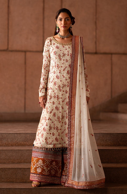 Emaan Adeel | Casabella Wedding Formals | CLOVERA - Designer Dress with Intricate embroidery and embellishments. Shop elegent wedding dress at Maria Faisal.