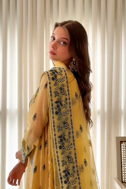 Maryum N Maria | Farisha Formals| NOEMIE - MW40086 - Ladies Clothes - Maria Faisal