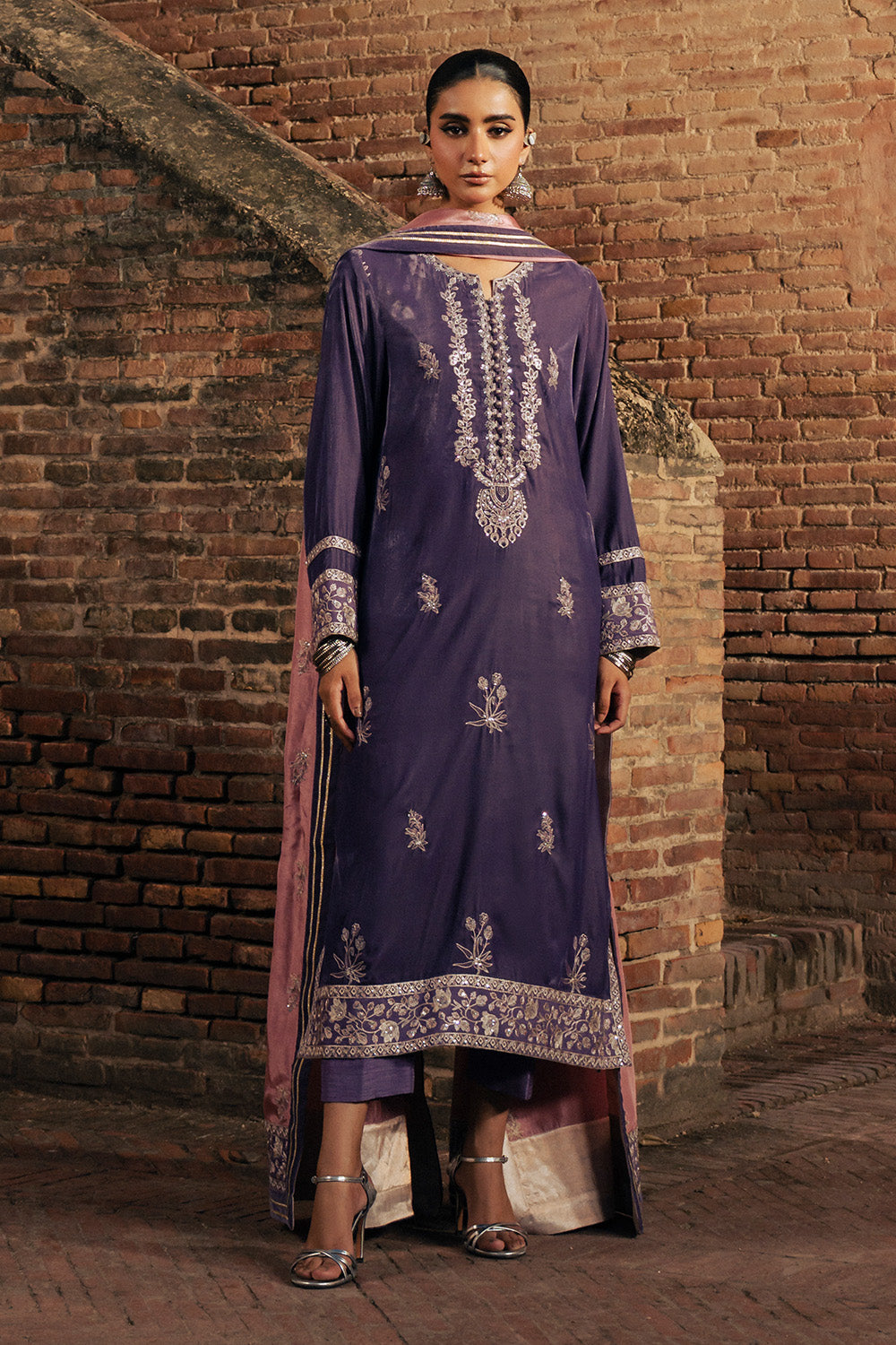 Maryum N Maria | Gulshan e Makhmal | MAELLE - MSS5606 - Formal Dress - available at Maria Faisal in UK and USA.