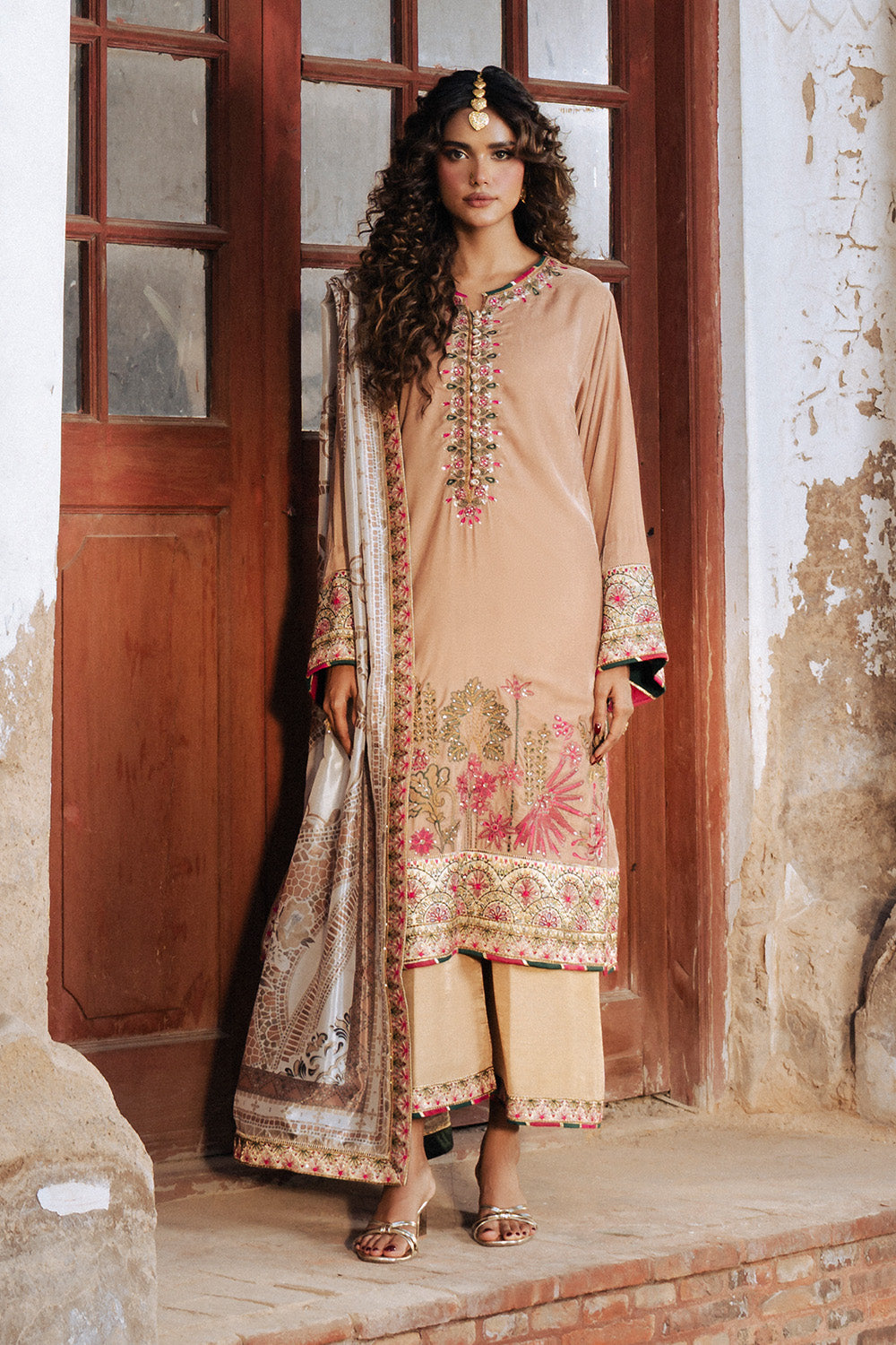 Maryum N Maria | Gulshan e Makhmal | ALIZE - MSS5612 - Formal Dress - available at Maria Faisal in UK and USA.