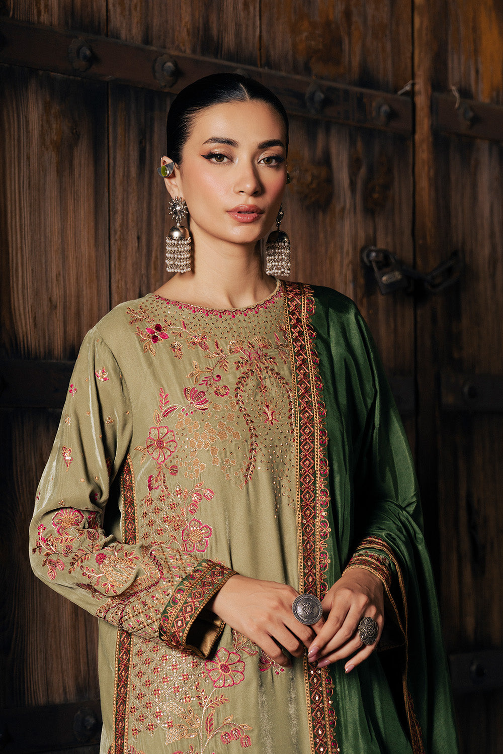 Maryum N Maria | Gulshan e Makhmal | SERAPHIN - MSS5614 - Formal Dress - available at Maria Faisal in UK and USA.