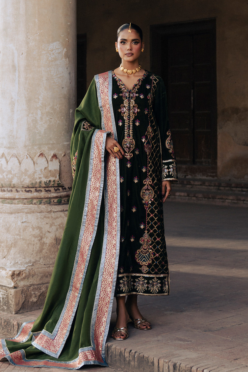 Maryum N Maria | Gulshan e Makhmal | AURELIE - MWS5886 - Formal Dress - available at Maria Faisal in UK and USA.