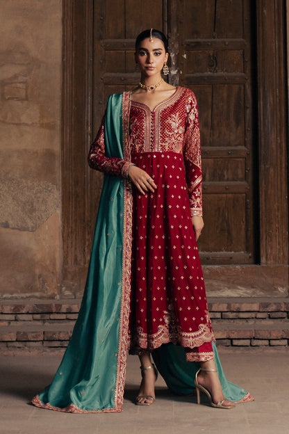 Maryum N Maria | Gulshan e Makhmal | DESIREE - MWS5889 - Formal Dress - available at Maria Faisal in UK and USA.