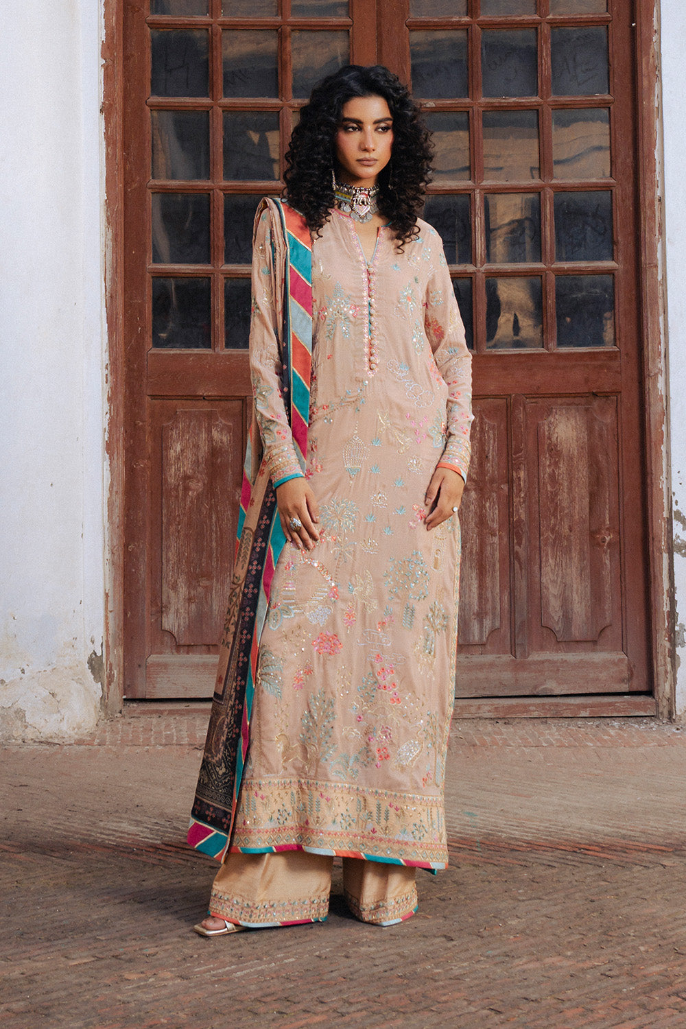 Maryum N Maria | Gulshan e Makhmal | LEONTINE - MWS5894 - Formal Dress - available at Maria Faisal in UK and USA.