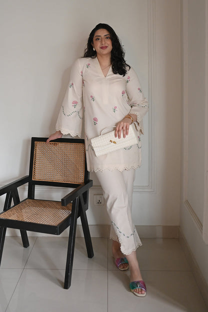 Maryum N Maria | Everywear Casuals | VANYA - MWS6210 - Casual Dress - available at Maria Faisal in UK and USA.