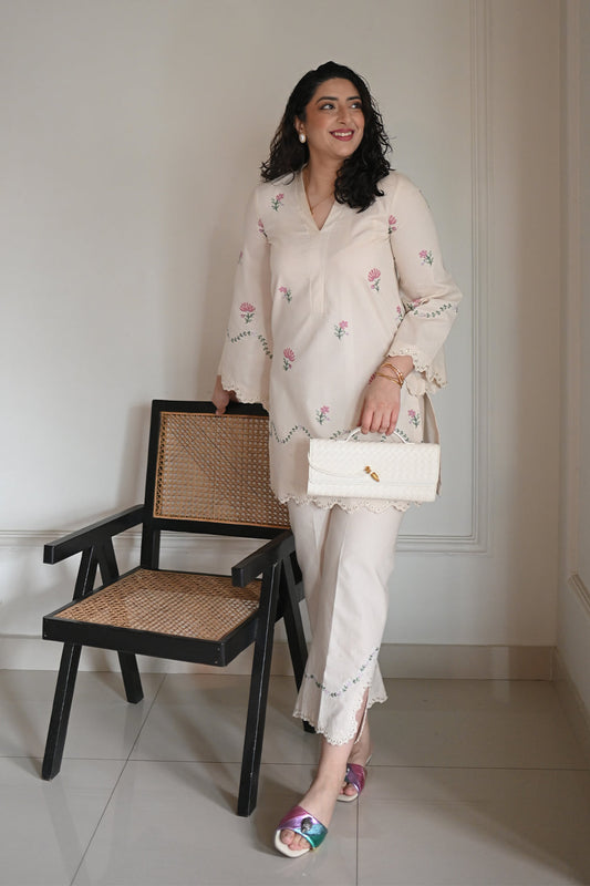 Maryum N Maria | Everywear Casuals | VANYA - MWS6210 - Casual Dress - available at Maria Faisal in UK and USA.