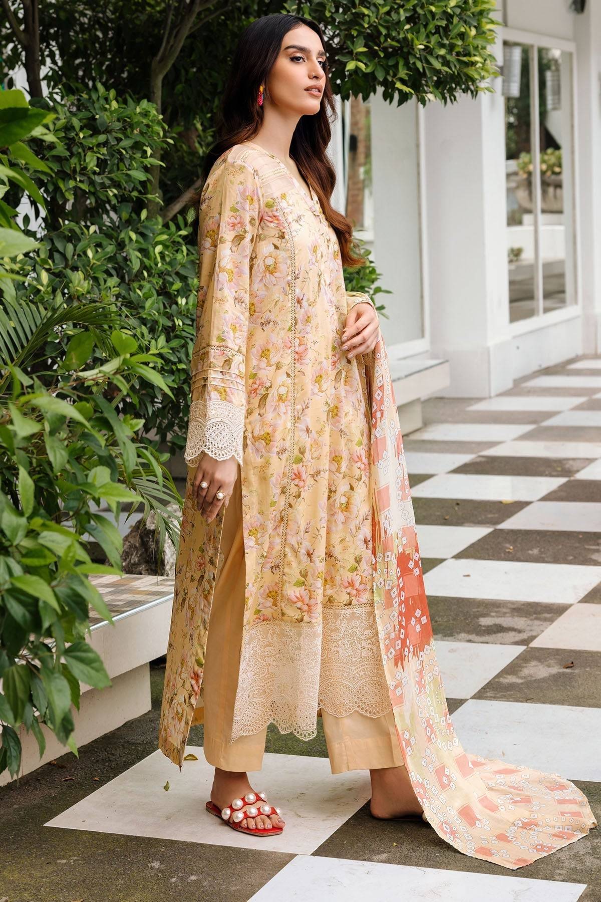 Motifz | Umang Lawn | 4890-UMAIMA by Maria Faisal - Registered Vendor of : Motifz - type : Ladies Clothes - 100% original wedding dresses
