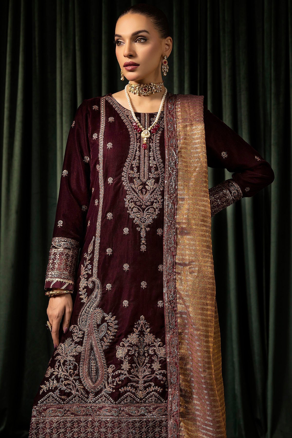 Motifz | Velvet Formals | 5096-DAISHA - Ladies Clothes - Maria Faisal