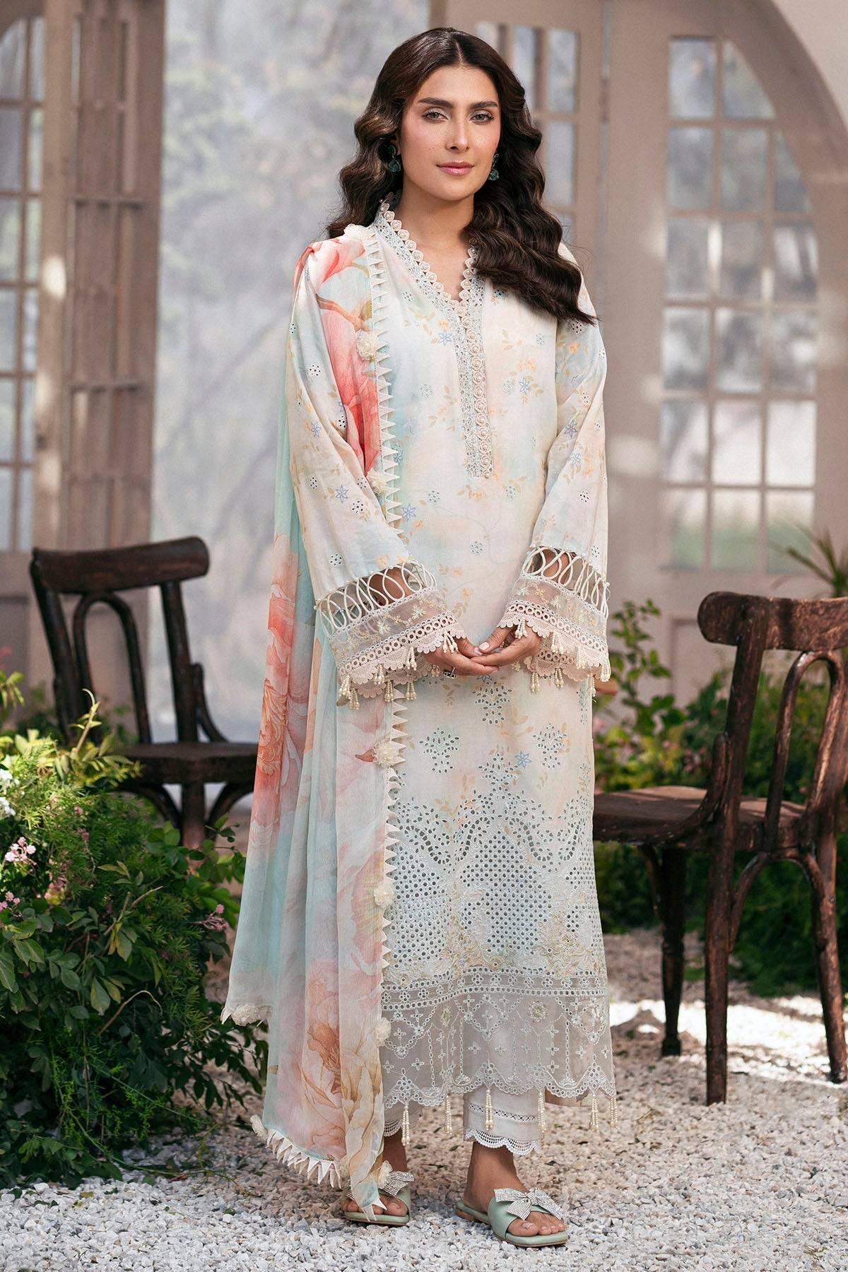Motifz | Premium Lawn 25 | 5423-DAISY by Maria Faisal - Registered Vendor of : Motifz - type : Ladies Clothes - 100% original wedding dresses