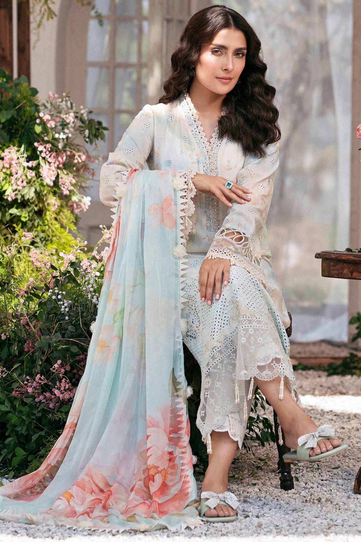 Motifz | Premium Lawn 25 | 5423-DAISY by Maria Faisal - Registered Vendor of : Motifz - type : Ladies Clothes - 100% original wedding dresses
