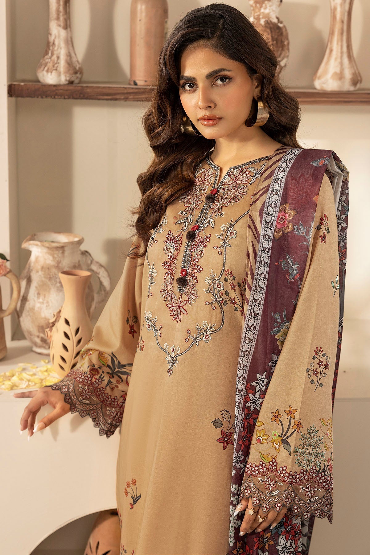 Motifz | Umang Lawn | 5474-ARA - Designer Dress with Intricate embroidery and embellishments. Shop elegent wedding dress at Maria Faisal.