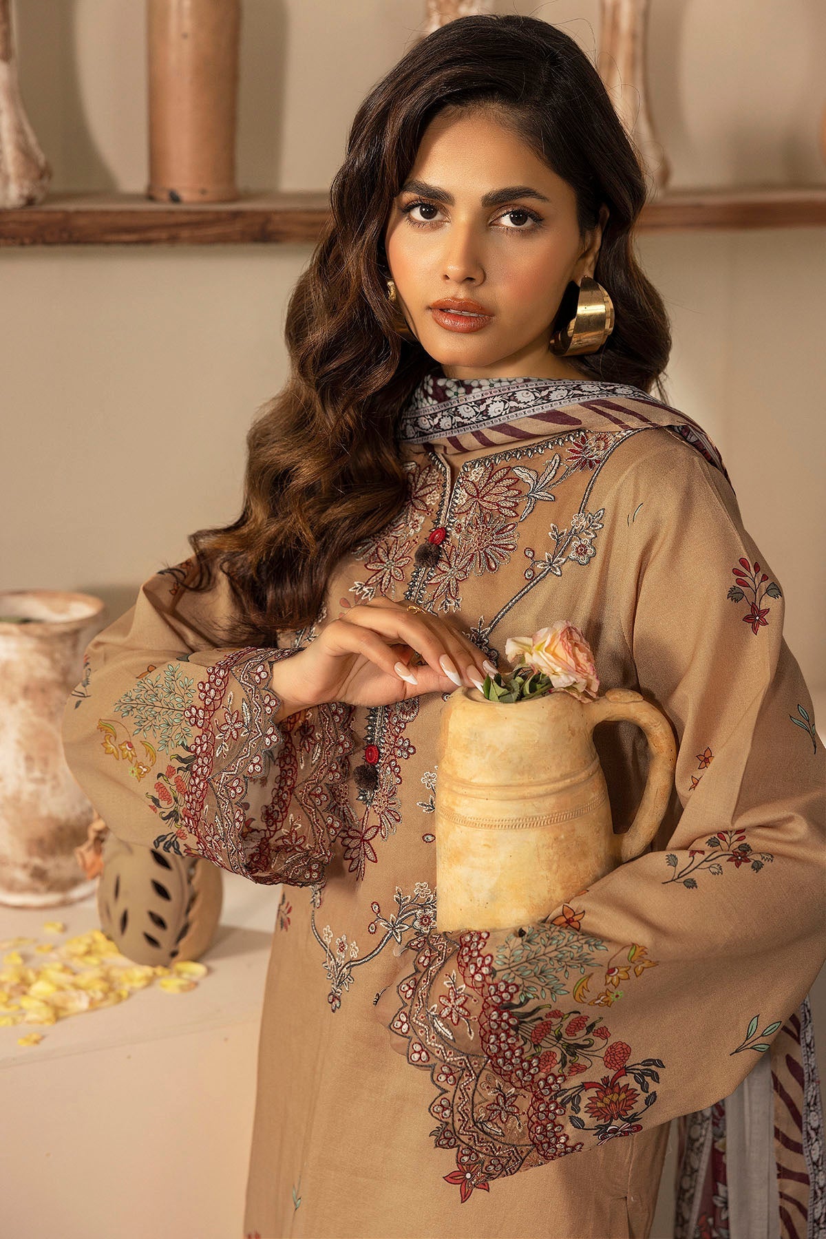 Motifz | Umang Lawn | 5474-ARA - Designer Dress with Intricate embroidery and embellishments. Shop elegent wedding dress at Maria Faisal.