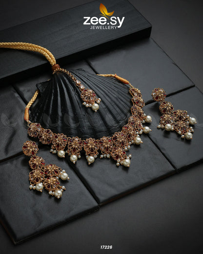 Magnolia Glimmer Necklace - Necklace Sets 