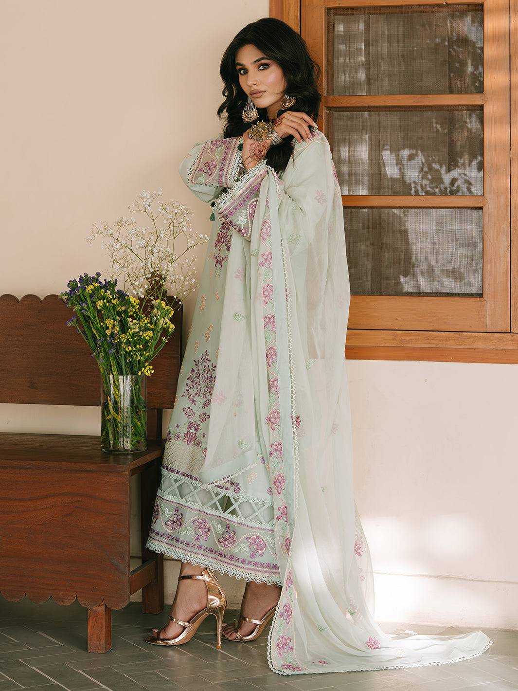Mahnur | Shanaya Luxury Lawn 25 | Hooriya by Maria Faisal - Registered Vendor of : Mahnur - type : Ladies Clothes - 100% original wedding dresses