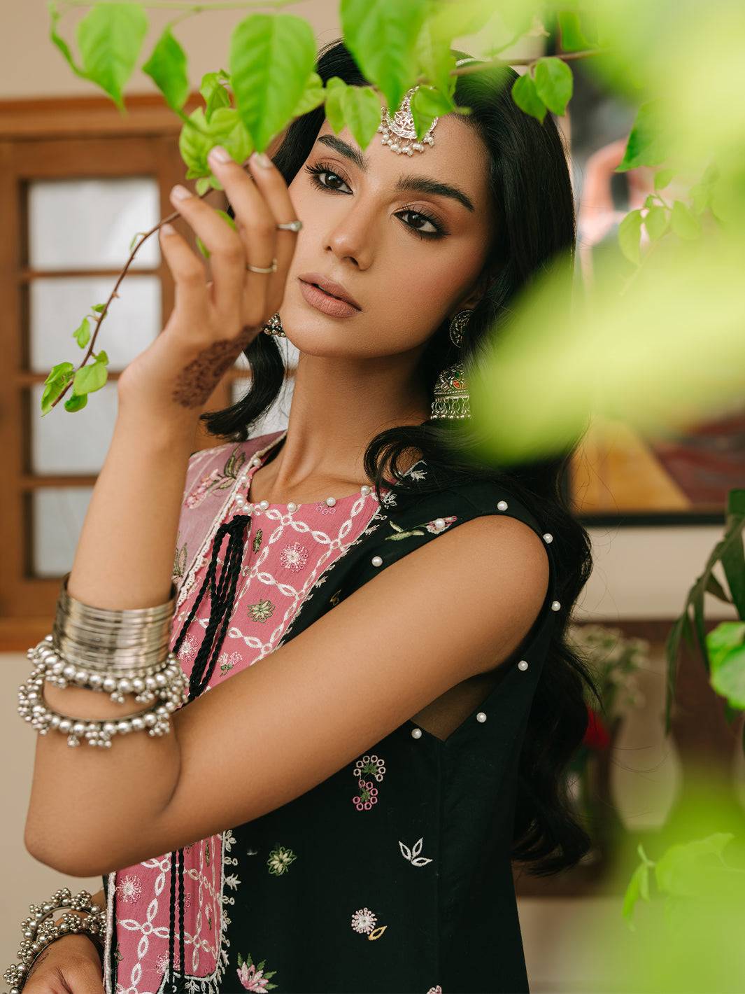 Mahnur | Shanaya Luxury Lawn 25 | Zarina by Maria Faisal - Registered Vendor of : Mahnur - type : Ladies Clothes - 100% original wedding dresses