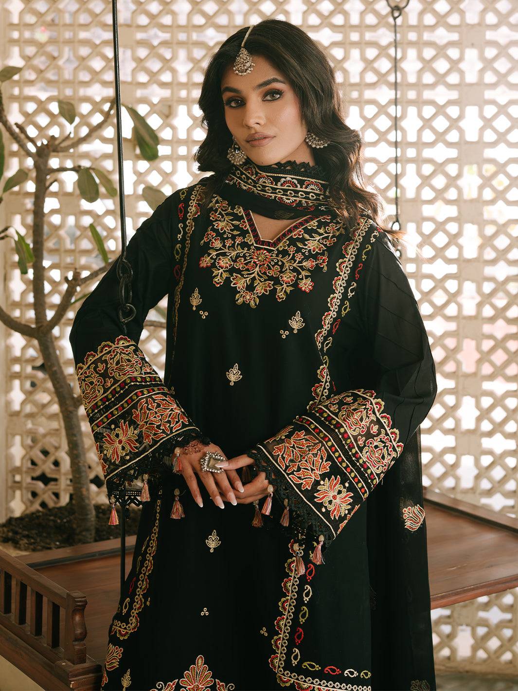 Mahnur | Shanaya Luxury Lawn 25 | Zehra by Maria Faisal - Registered Vendor of : Mahnur - type : Ladies Clothes - 100% original wedding dresses