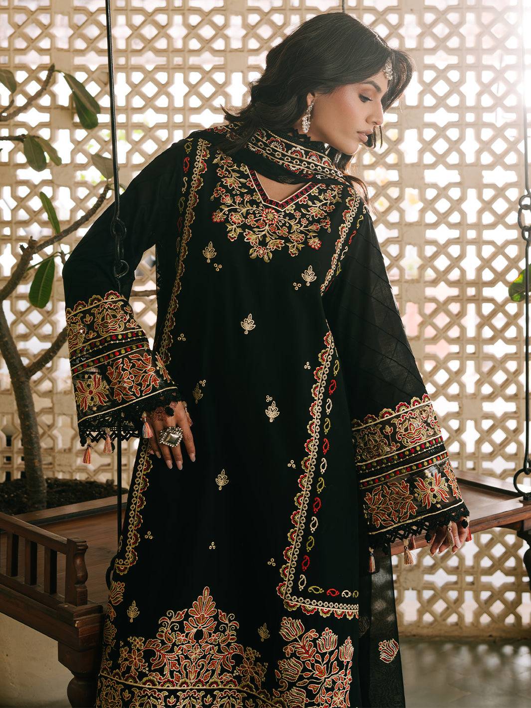 Mahnur | Shanaya Luxury Lawn 25 | Zehra by Maria Faisal - Registered Vendor of : Mahnur - type : Ladies Clothes - 100% original wedding dresses